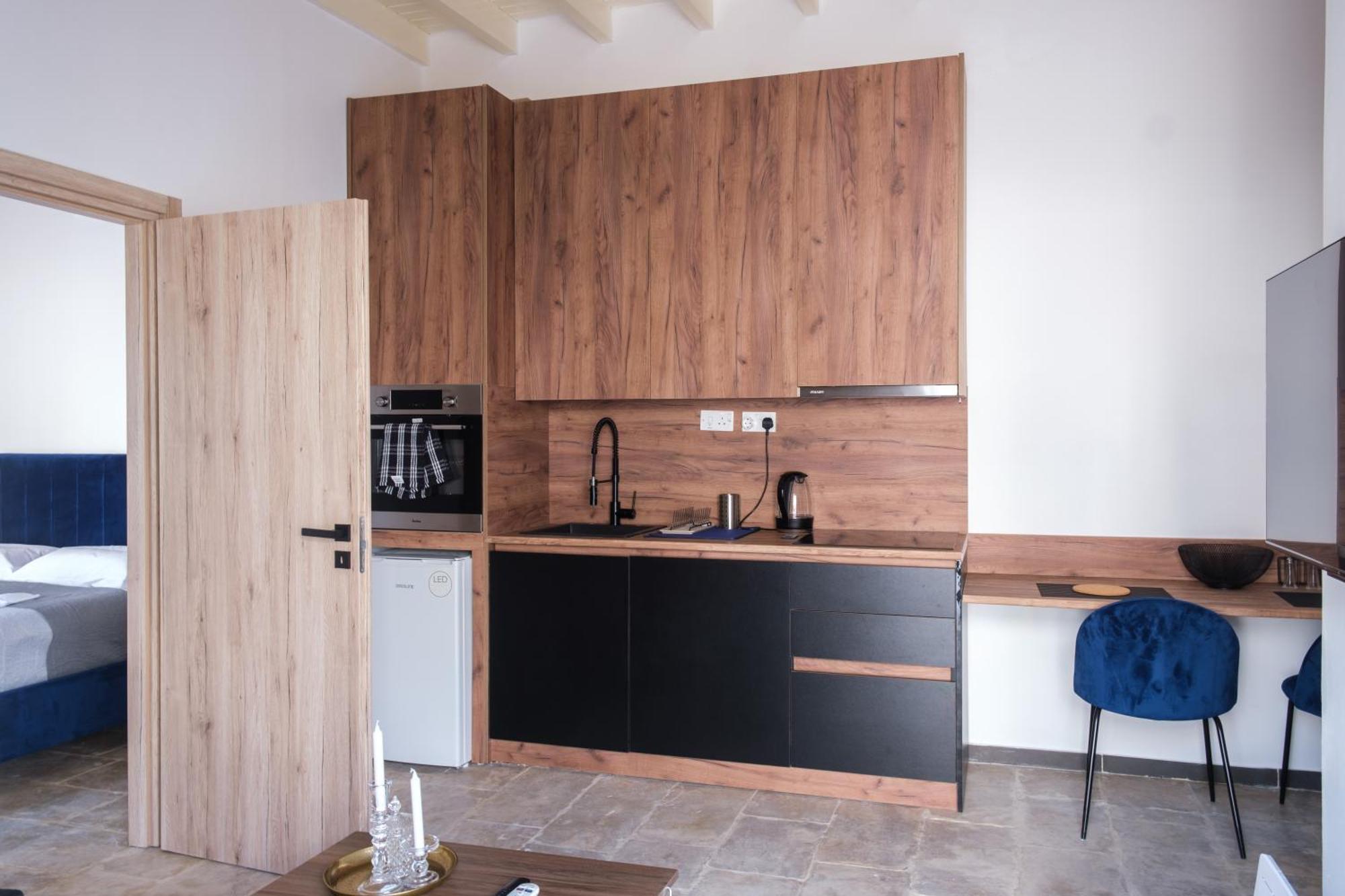 Royal Stay Luxury Homes パ フォス 部屋 写真