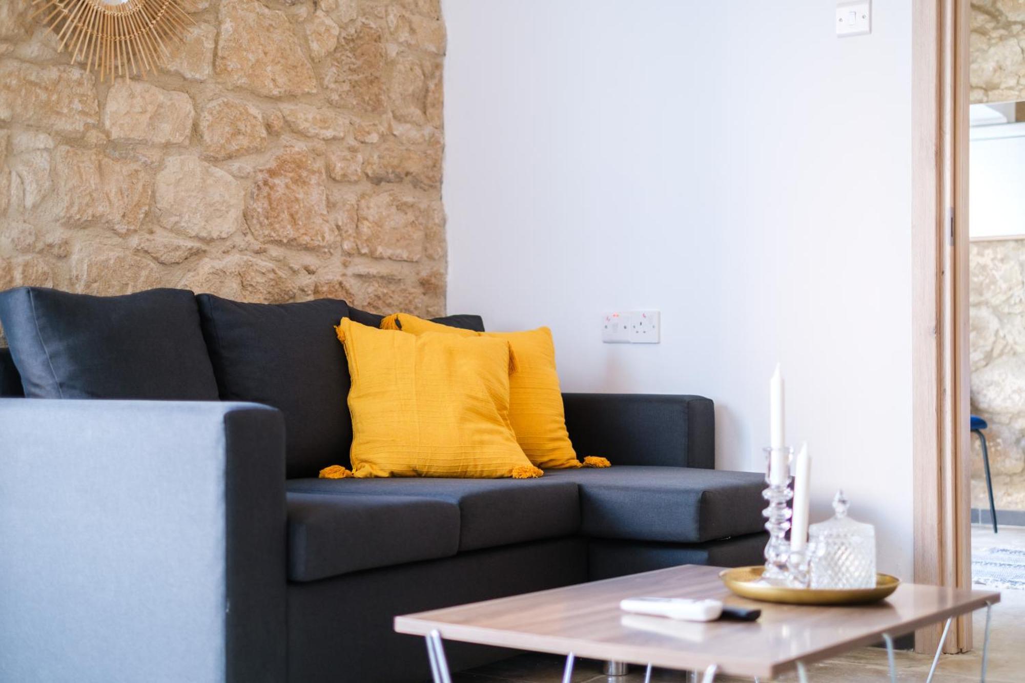 Royal Stay Luxury Homes パ フォス 部屋 写真