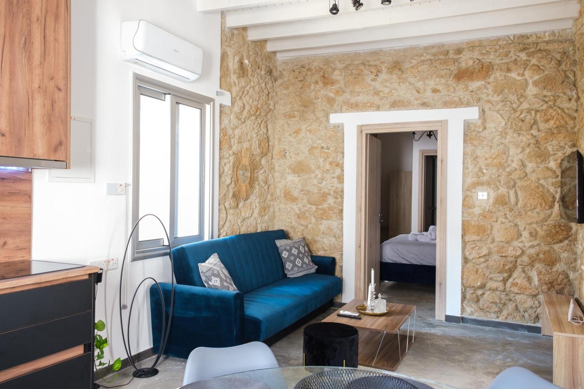 Royal Stay Luxury Homes パ フォス 部屋 写真